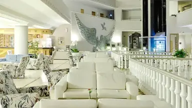 Ladonia Hotels Adakule