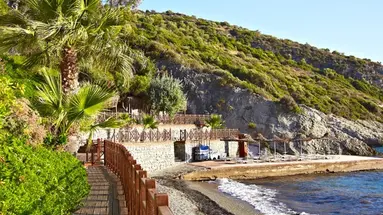 LADONIA HOTELS ADAKULE