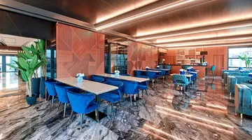 Lady Diana Hotel
