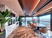 Lady Diana Hotel