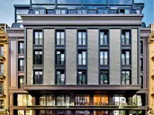 Lady Diana Hotel