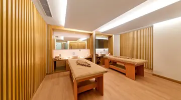 Lady Diana Hotel