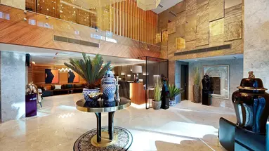 LADY DIANA HOTEL
