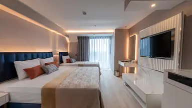 LAGO HOTEL