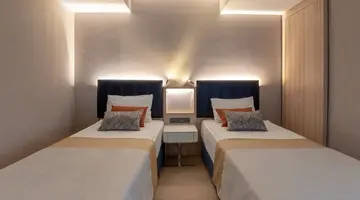 LAGO HOTEL