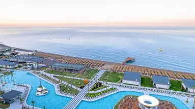 LAGO HOTEL