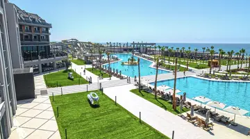 Lago Hotel