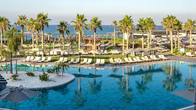 LAGO HOTEL