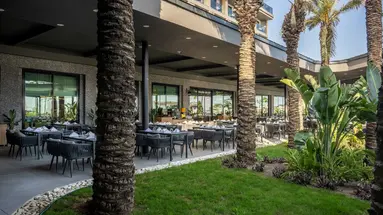 LAGO HOTEL