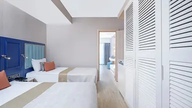 LAGO HOTEL