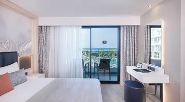LAGO HOTEL