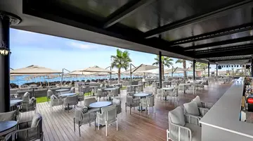 LAGO HOTEL