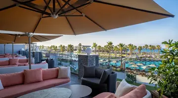 LAGO HOTEL