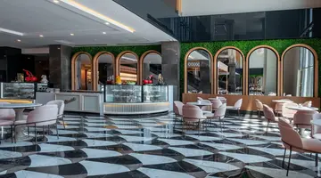 Lago Hotel