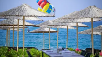 LAGO HOTEL