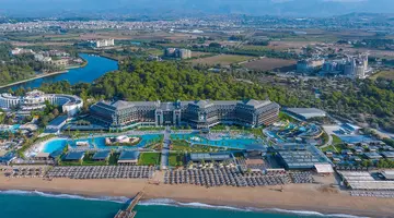LAGO HOTEL