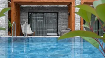 LAGO HOTEL