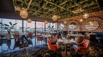 LAGO HOTEL