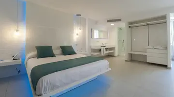 LAGO RESORT MENORCA