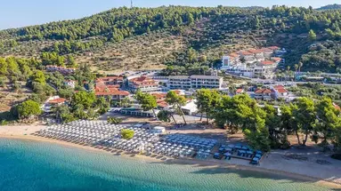Lagomandra Beach