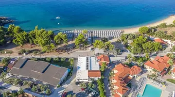 Lagomandra Beach