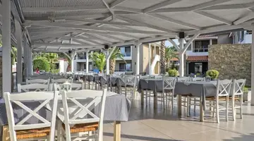 Lagomandra Beach