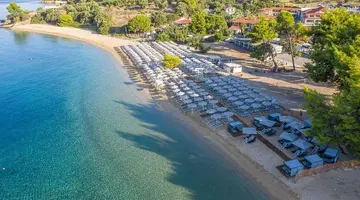 Lagomandra Beach