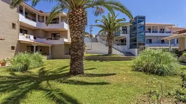 Lagomandra Beach