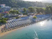 Lagomandra Beach