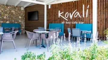 Lagomandra Hotel and Spa