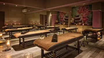 Lagomandra Hotel and Spa