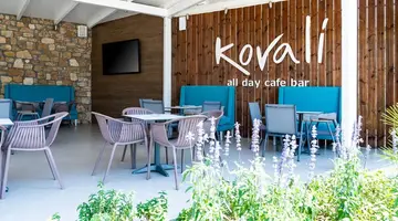Lagomandra Hotel and Spa