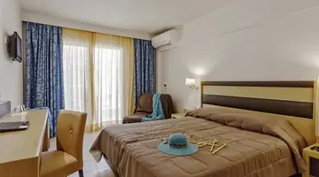 Lagomandra Hotel and Spa
