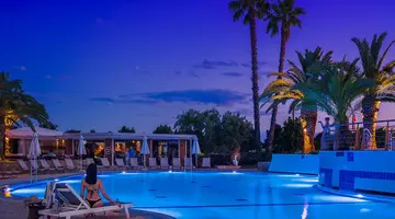 Lagomandra Hotel and Spa