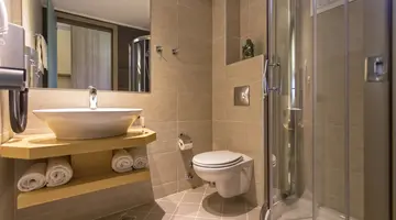Lagomandra Hotel and Spa