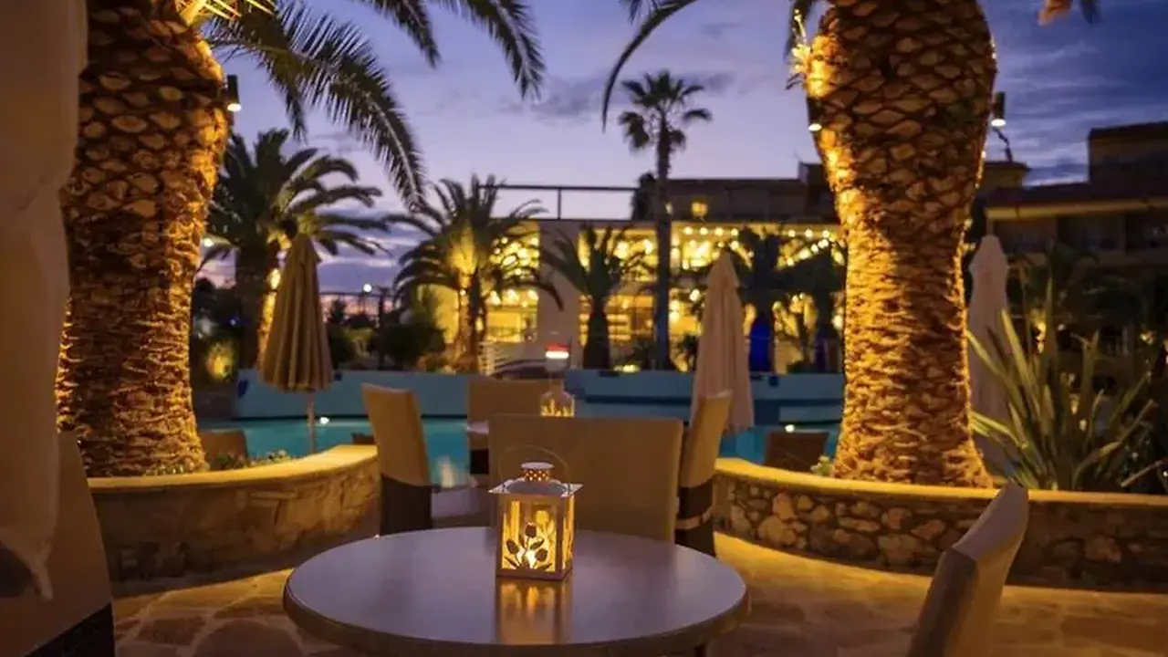 Lagomandra Hotel and Spa