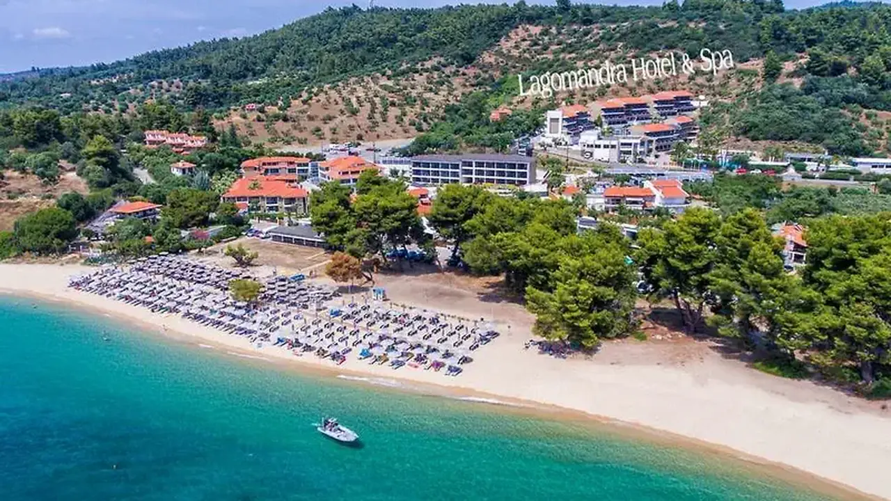 Lagomandra Hotel and Spa