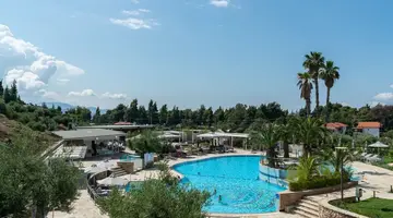 Lagomandra Hotel and Spa