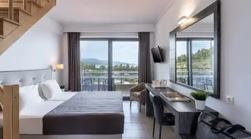 Lagomandra Hotel and Spa