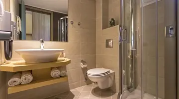 Lagomandra Hotel and Spa