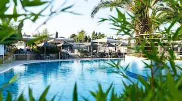 Lagomandra Hotel and Spa