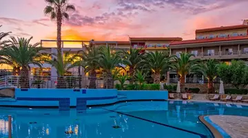 Lagomandra Hotel