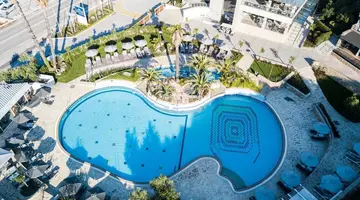 Lagomandra Hotel