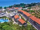 Lagomandra Hotel