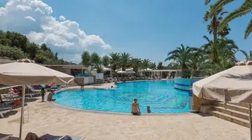 Lagomandra Hotel