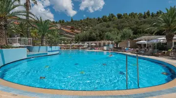 Lagomandra Hotel