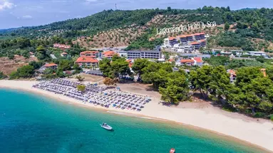 Lagomandra Hotel