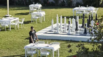 Lagos Mare Hotel