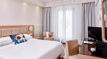 Lagos Mare Hotel