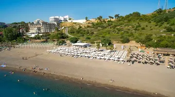Laguna Beach Alya Resort